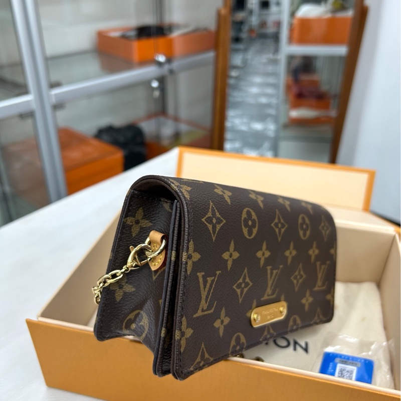 【89🆕】 LV 老花Lily woc斜挎鏈條包 斜挎包-1