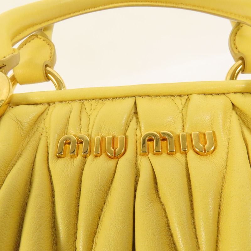 Miu Miu 羊皮皮革Matelasse Bag金扣手挽肩背兩用袋-7