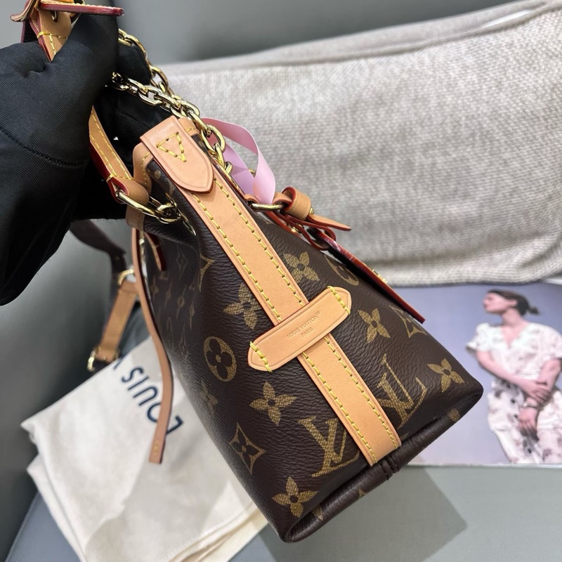 LV老花芯片款Carryall bb-2