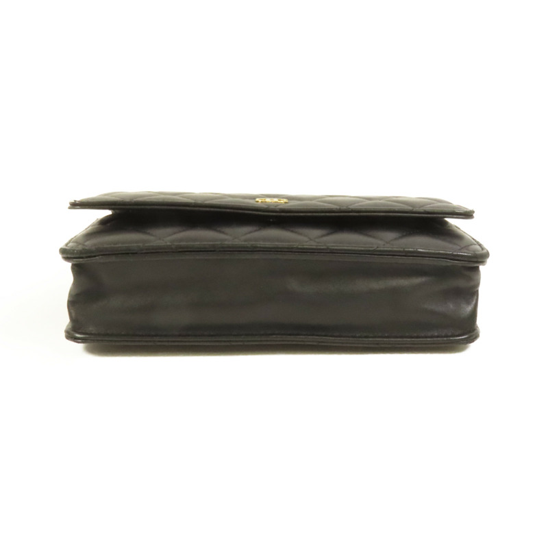 CHANEL 羊皮皮革WOC Wallet On Chain金扣鏈帶肩背袋-3
