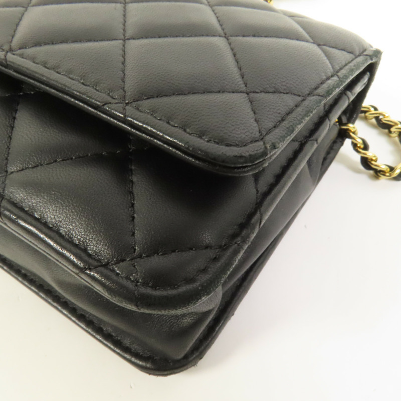CHANEL 羊皮皮革WOC Wallet On Chain金扣鏈帶肩背袋-11