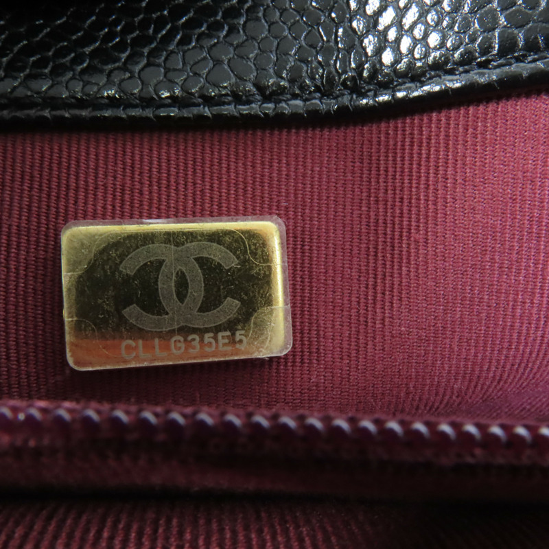 CHANEL 牛皮皮革Chain Shoulder金扣肩背袋-9