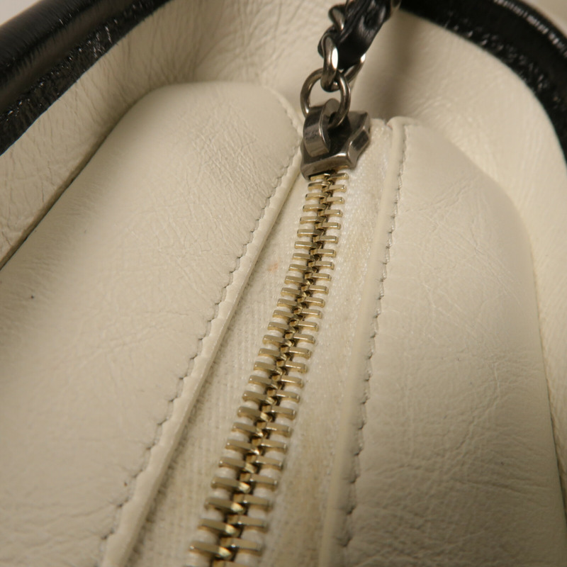 CHANEL 羊皮皮革Gabrielle Small鏈帶肩背袋-15