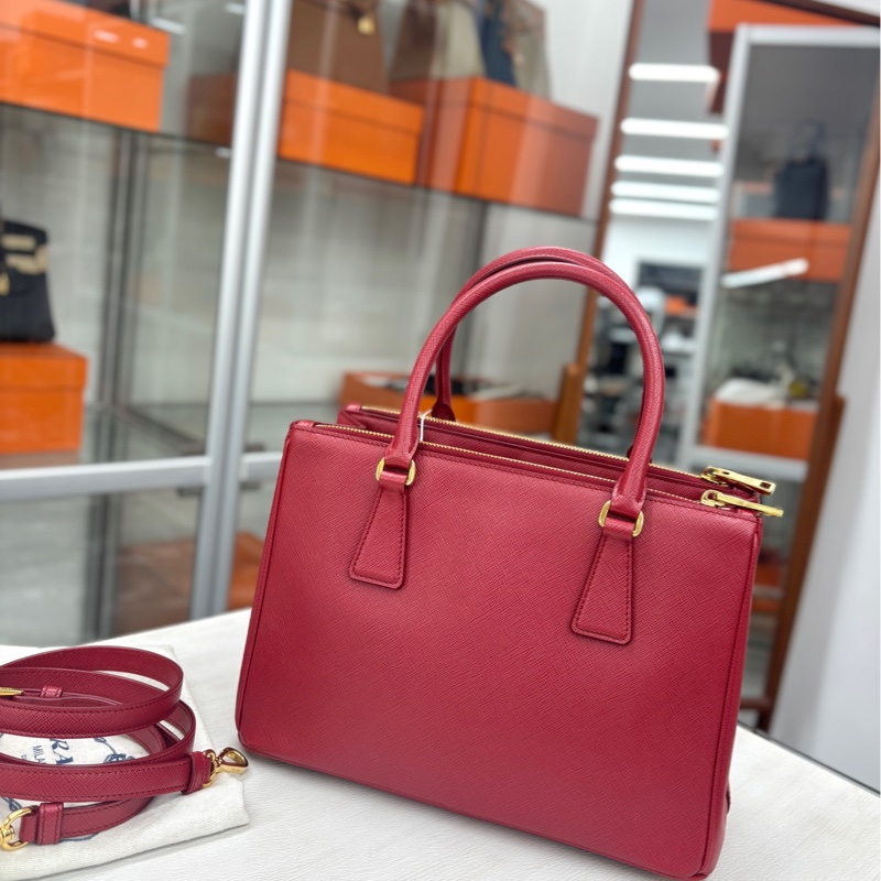 【99新】 Prada 深紅色十字紋牛皮小號 手提包-1