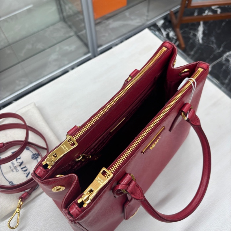 【99新】 Prada 深紅色十字紋牛皮小號 手提包-6