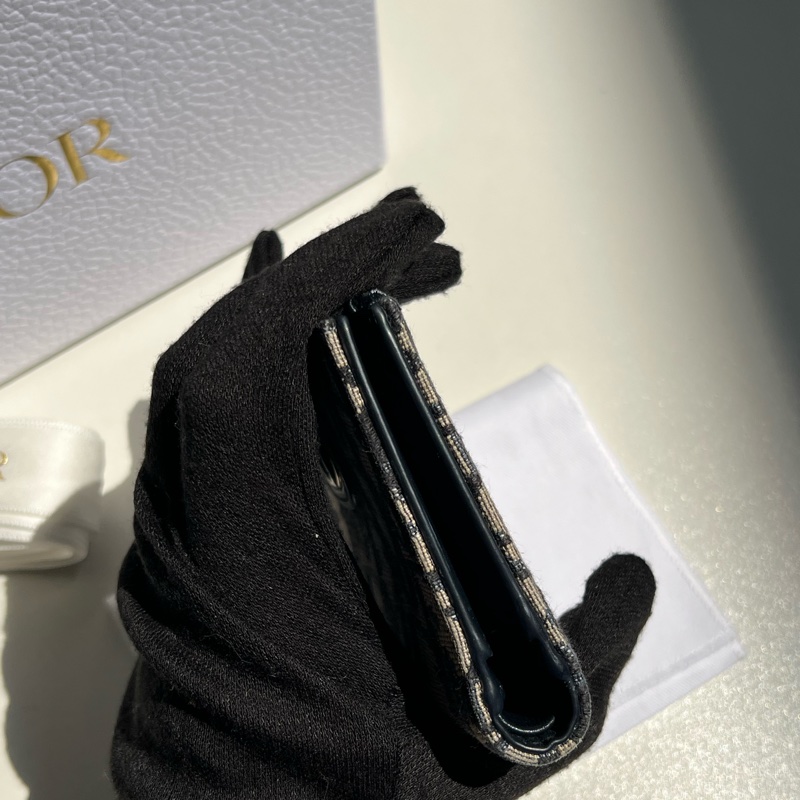 Dior老花刺繡短夾-3