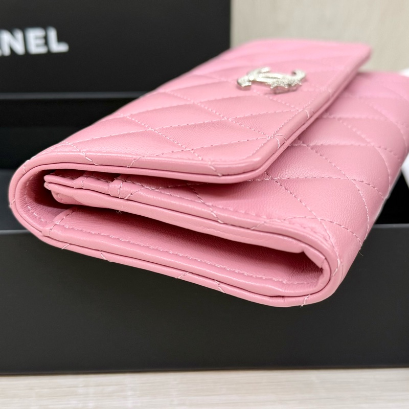 CHANEL✨粉羊皮銀彗星雙C下蓋中夾AP3727-14
