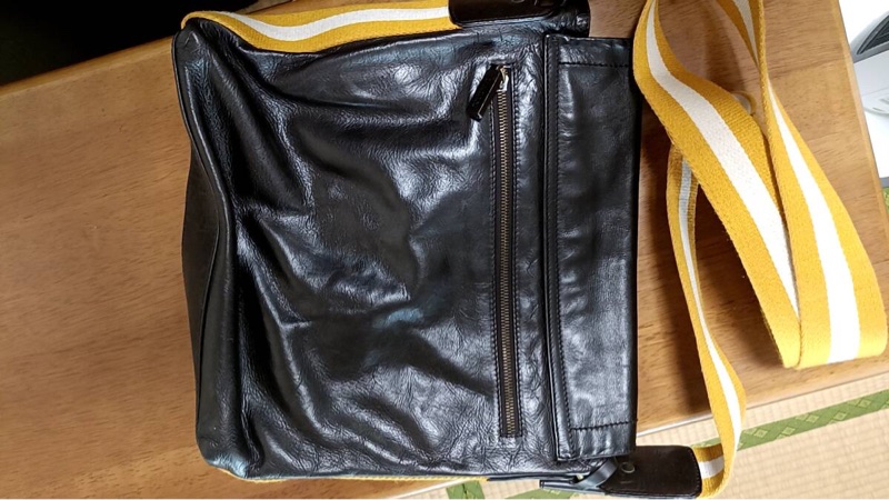 真品BALLY 巴利 純正小牛皮革 單肩包 電腦包 側背包 斜背包 公事包 書包-6