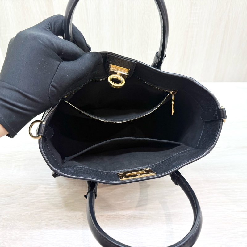 LV最超值☀️黑牛皮On My Side PM/M21546（專153000）-7