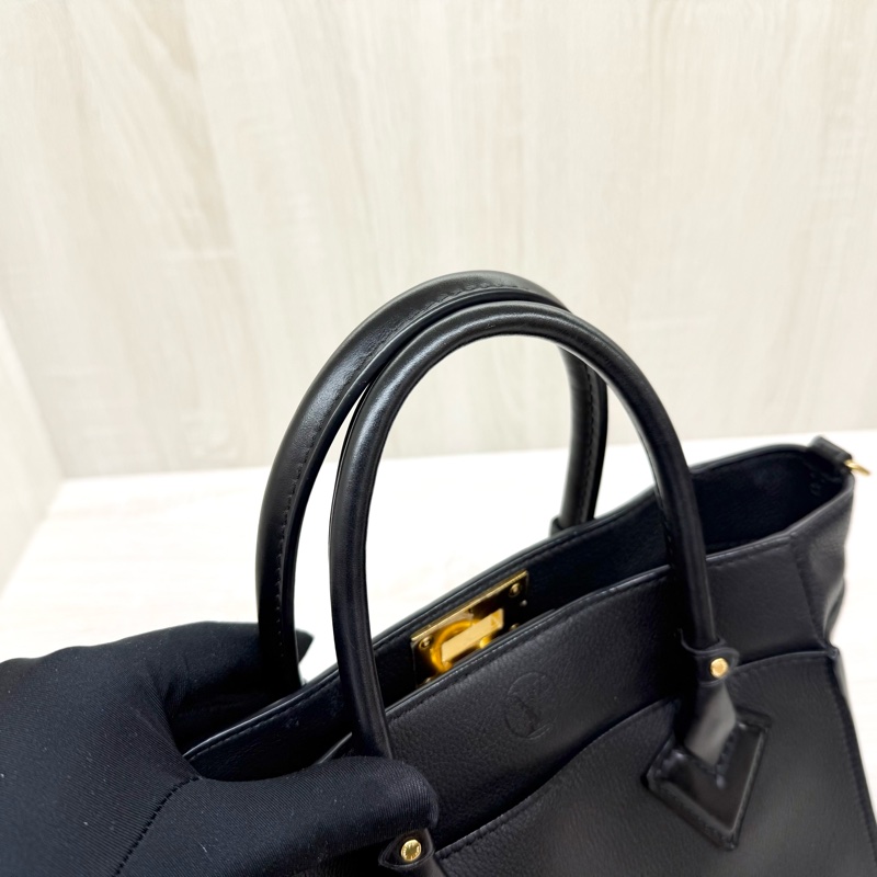 LV最超值☀️黑牛皮On My Side PM/M21546（專153000）-16