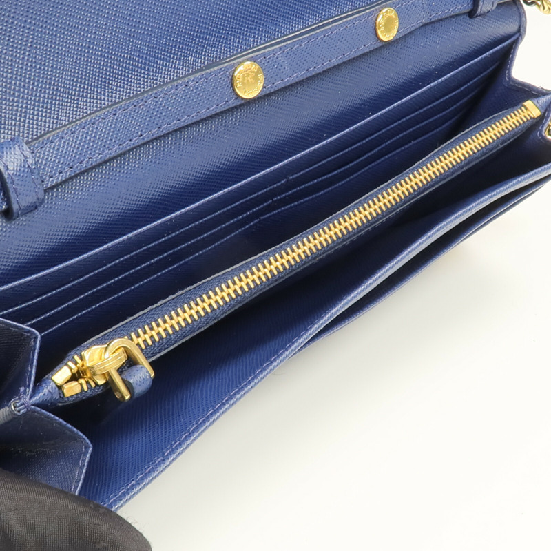 PRADA Saffiano皮革Wallet On Chain金扣鏈帶肩背袋-10