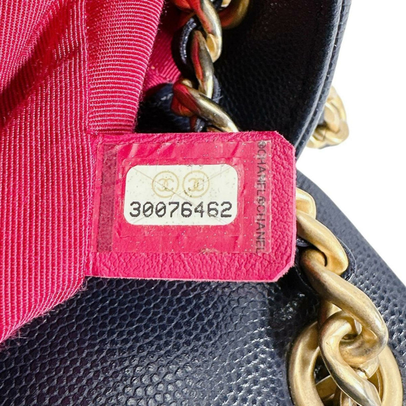 香奈兒鏈單背包，絎縫，霧面魚子醬紋皮革，AS1977，海軍藍-18