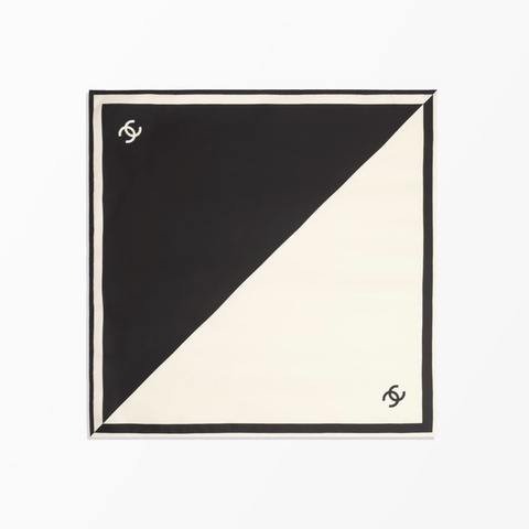 Chanel 26s黑白雙拼絲巾