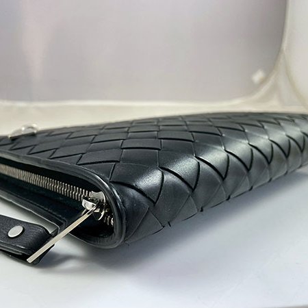 ＊奢華大道國際精品＊【BV308】BV黑色牛皮 INTRECCIATO 編織手拿包-4