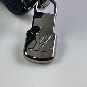 ＊奢華大道國際精品＊【BV308】BV黑色牛皮 INTRECCIATO 編織手拿包-7