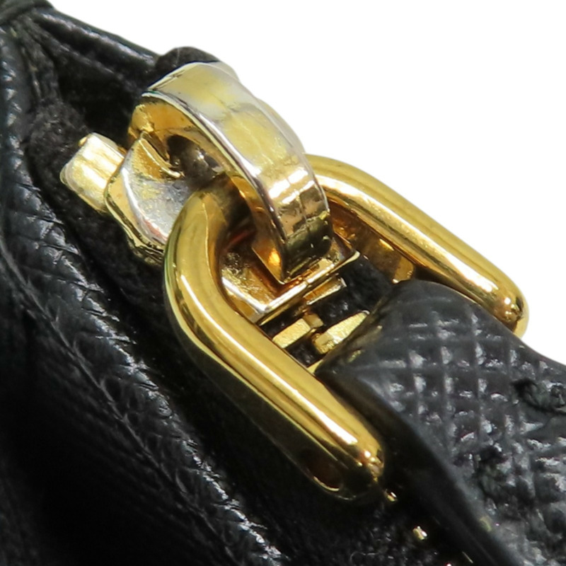 黑色牛皮 扣式 短夾 1ML023【PRADA 普拉達】 1ML023-16