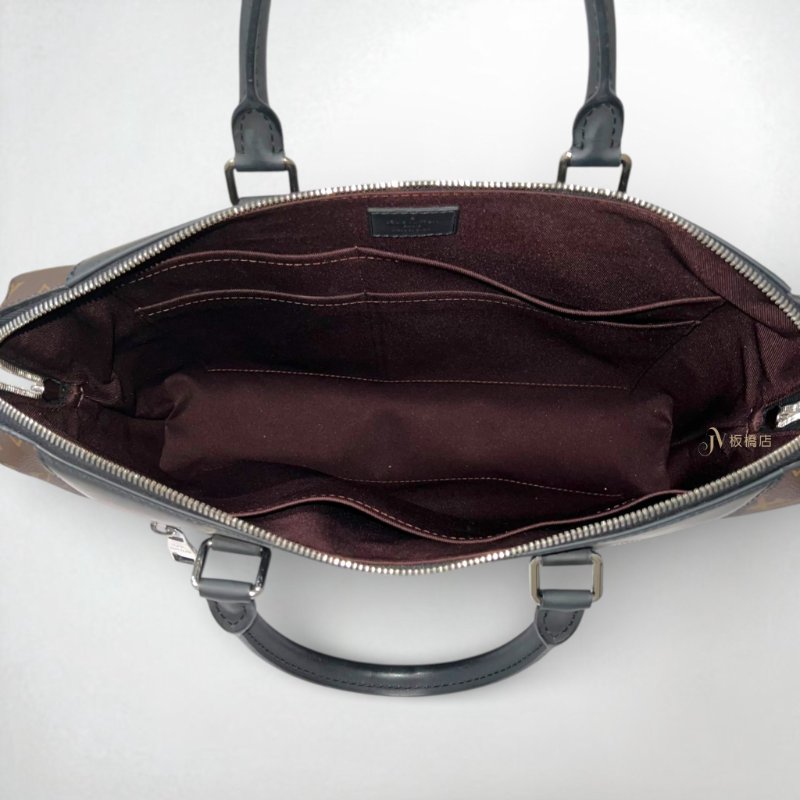 JS0008-LV 原花黑牛皮銀釦ㄇ拉手提斜背公事包M54019-5