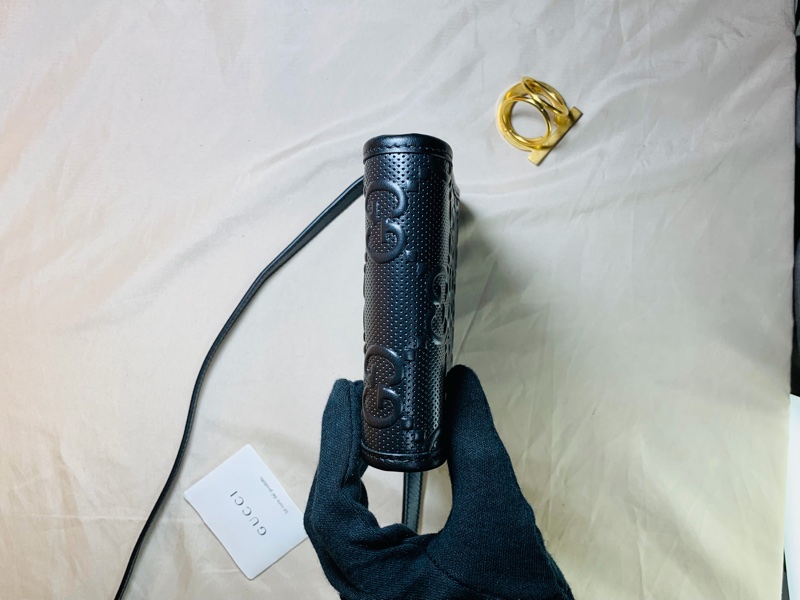 ✨近新閒置 Gucci 古馳 新款大老花牛皮壓紋手機包 肩背包 斜背包-7