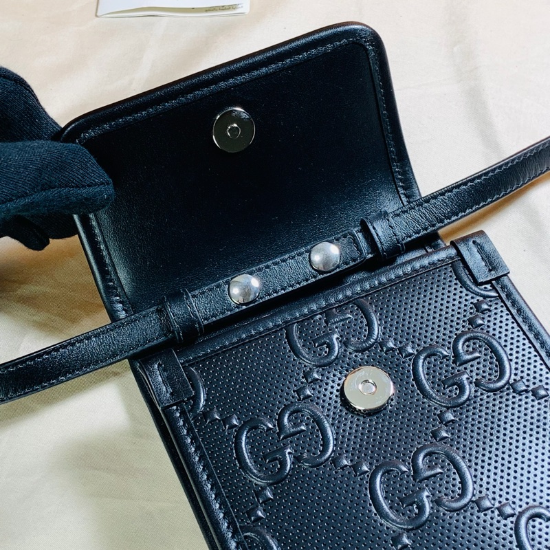 ✨近新閒置 Gucci 古馳 新款大老花牛皮壓紋手機包 肩背包 斜背包-8
