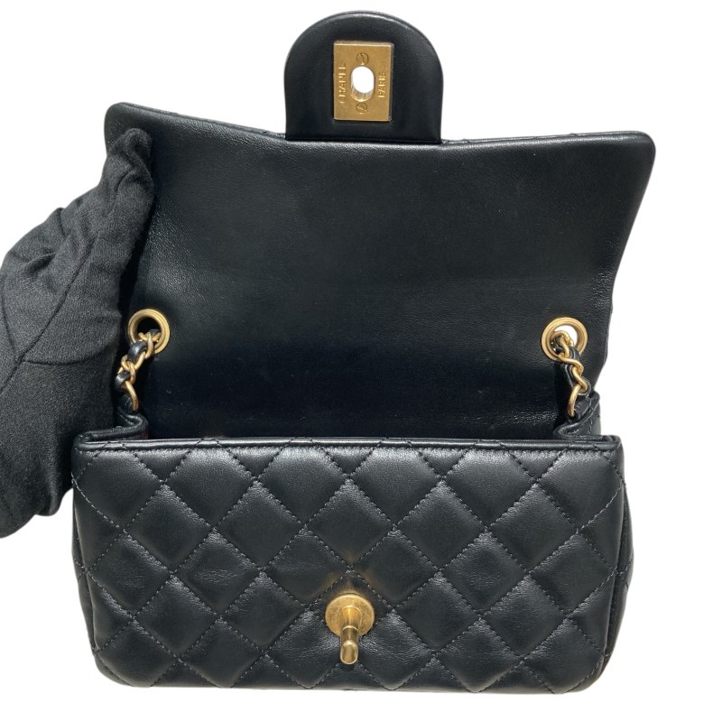 CAHNEL 香奈兒 ROMANCE MINI FLAP BAG 羊皮 黑色-12