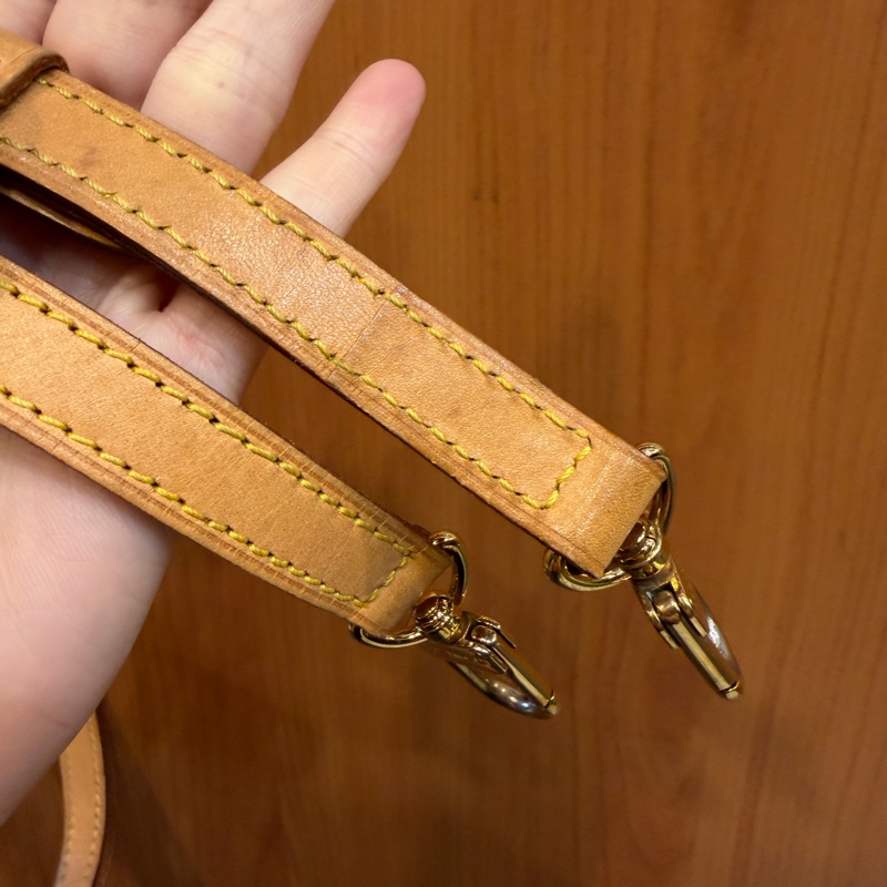 LV 本染皮可調節背帶-8