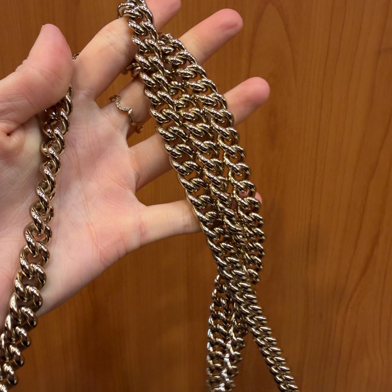 Gucci 黑牛皮淡金釦Soho流蘇下蓋斜背包-17