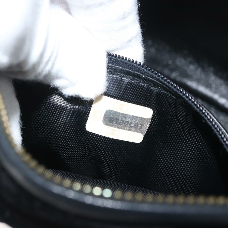 【日本直送】香奈兒黑色金CC雙C單背包 ARZ008SAV-21