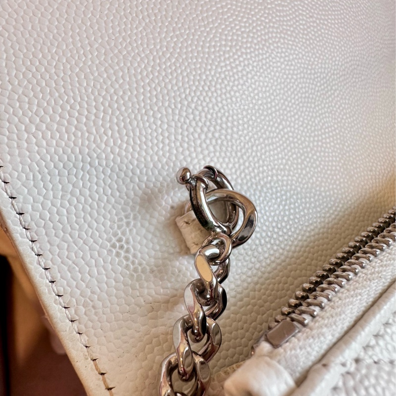 YSL聖羅蘭/白色銀釦WOC經典山形紋鏈帶信封包肩背包-5