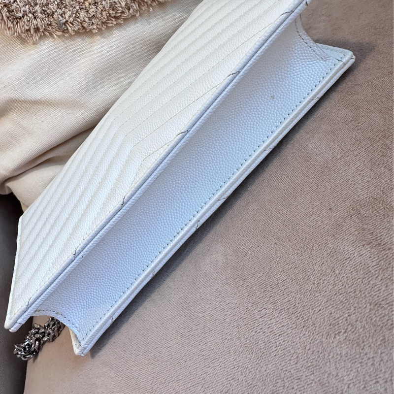 YSL聖羅蘭/白色銀釦WOC經典山形紋鏈帶信封包肩背包-8