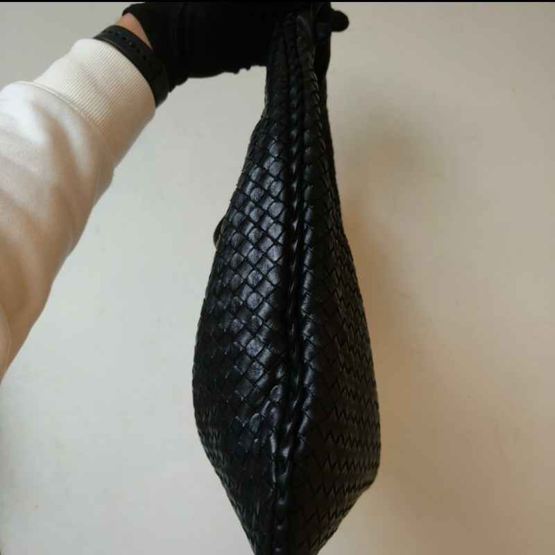 【8成新】㊣✨Bottega Veneta ✨寶緹嘉 BV Hop Bag 羊皮 黑色 編織 肩背包 腋下包 月牙包/二手樹屋🌳-3