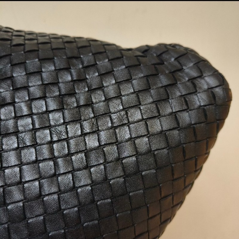【8成新】㊣✨Bottega Veneta ✨寶緹嘉 BV Hop Bag 羊皮 黑色 編織 肩背包 腋下包 月牙包/二手樹屋🌳-27