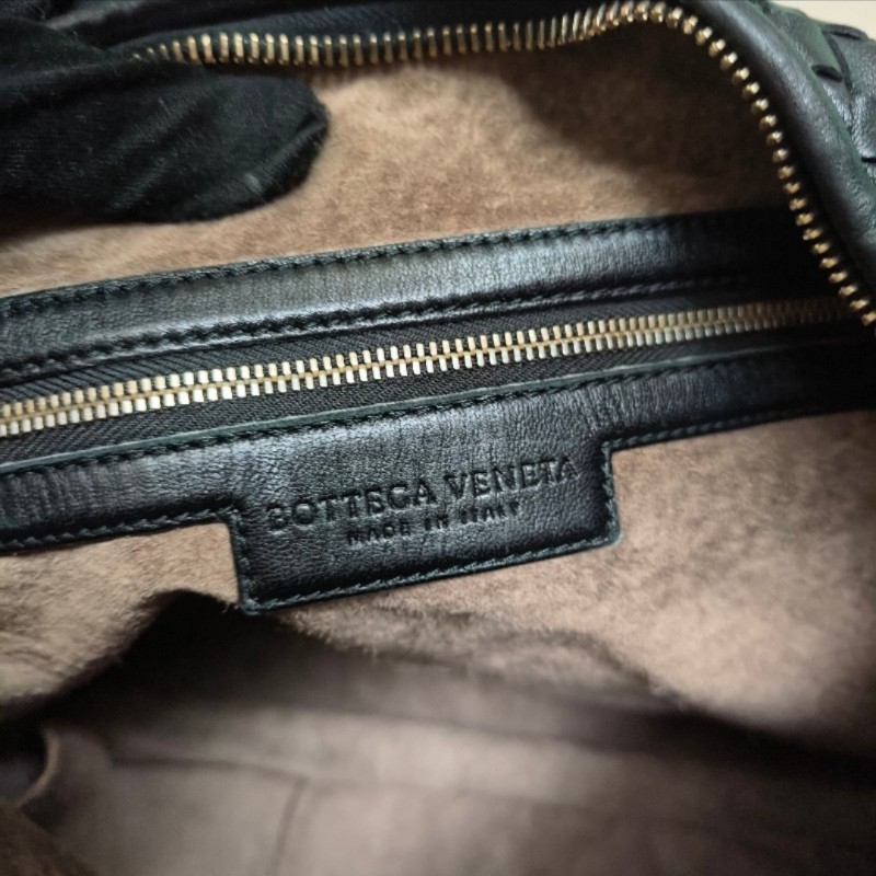 【8成新】㊣✨Bottega Veneta ✨寶緹嘉 BV Hop Bag 羊皮 黑色 編織 肩背包 腋下包 月牙包/二手樹屋🌳-39