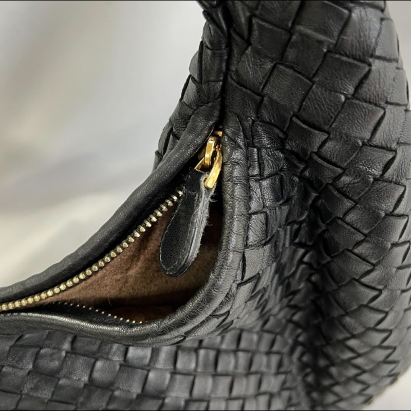 【8成新】㊣✨Bottega Veneta ✨寶緹嘉 BV Hop Bag 羊皮 黑色 編織 肩背包 腋下包 月牙包/二手樹屋🌳-50
