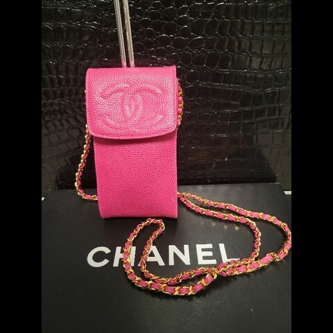Chanel Vintage chain bag  電話袋 小廢包 桃紅色 鏈條包CHANEL Pink Caviar Leather Phone Bag