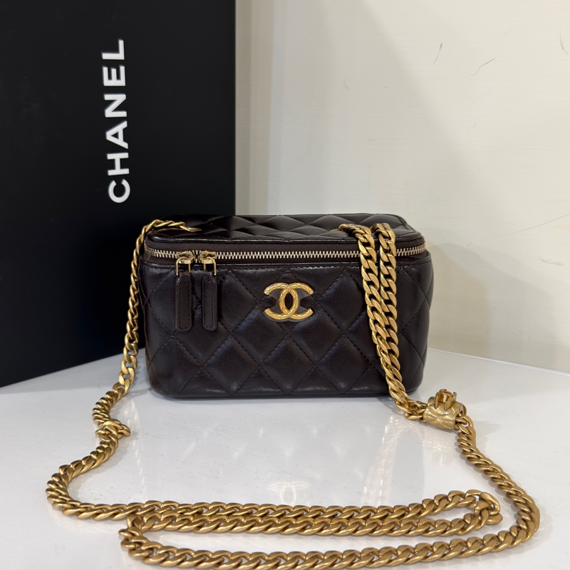 #閒置帶膜 #🈶調節扣 香奈兒長盒子化妝包🉑斜挎/肩背 與眾不同💕-1