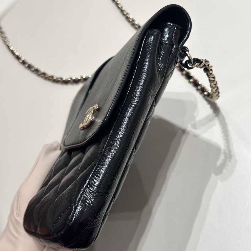  Chanel黑金油蠟皮雙子星 雙Logo斜挎包，稀有款。-5