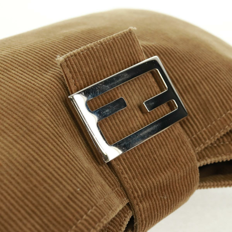 【日本直送】FENDI Mamma Baguette 肩背包 燈芯絨 米色 銀色 正品 169173SAV-18