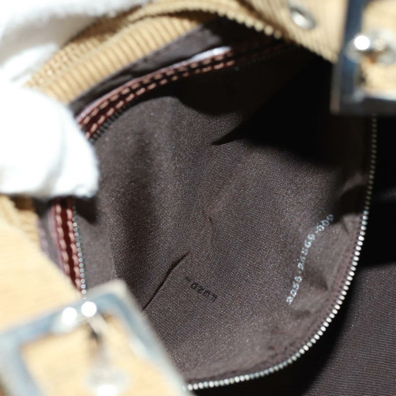 【日本直送】FENDI Mamma Baguette 肩背包 燈芯絨 米色 銀色 正品 169173SAV-23