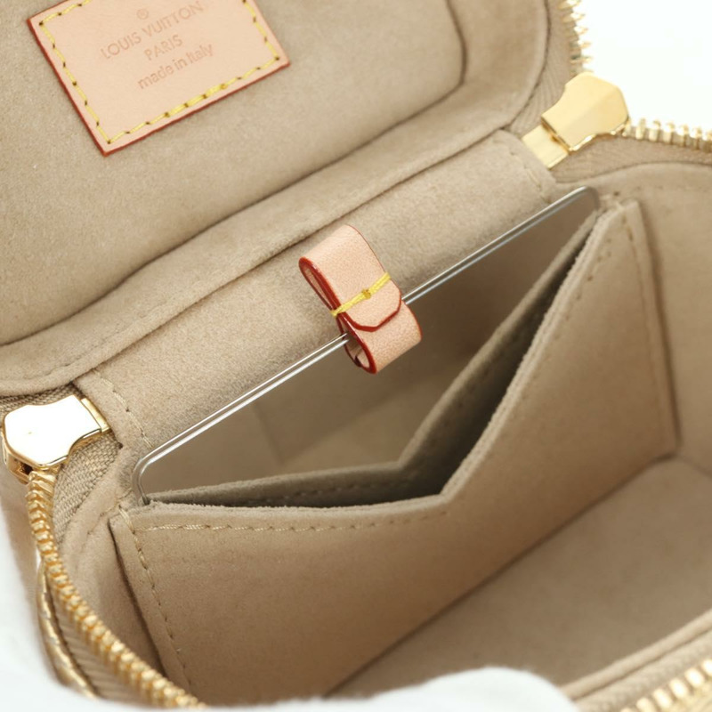 【日本直送】路易威登 Monogram Laminated Jacquard Microvanity 金手袋 M22920 正品 171480SAM-25