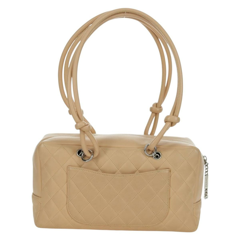 【日本直送】香奈兒 Cambon 系列絎縫手袋，羊皮材質，米色，銀色雙C標誌，正品編號 173372SAM-2