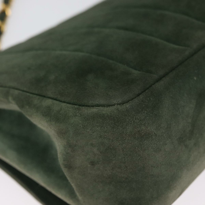 【日本直送】香奈兒 Mademoiselle 鏈條肩背包，絨面革材質，綠色金色雙C標誌，正品 BSZ035SAV-11