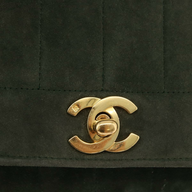 【日本直送】香奈兒 Mademoiselle 鏈條肩背包，絨面革材質，綠色金色雙C標誌，正品 BSZ035SAV-13