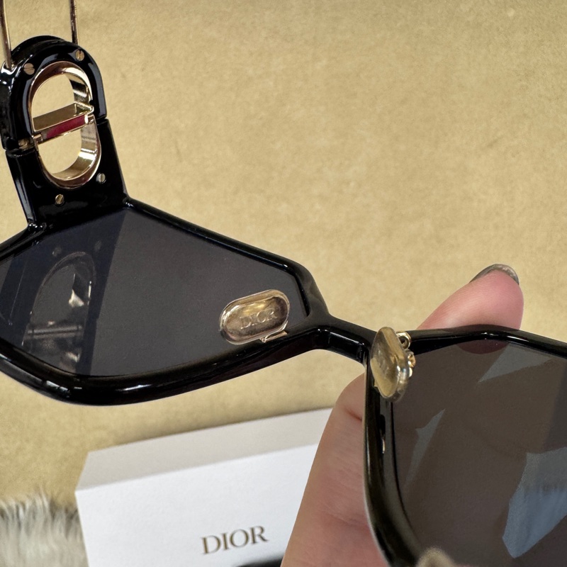 Dior 30Montaigne BU黑膠框藍鏡片墨鏡 近全新-6