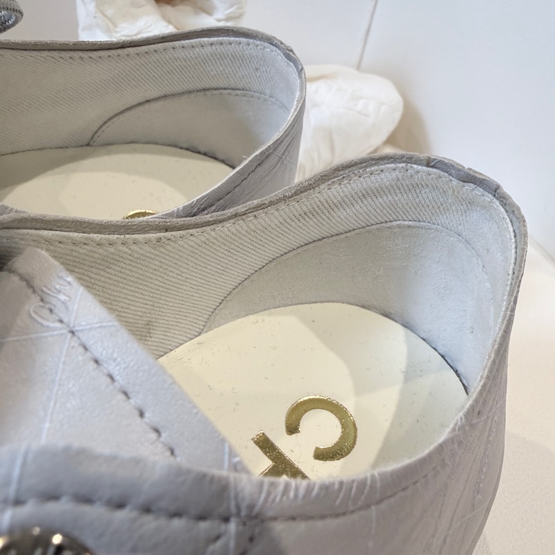 Chanel✨2025P 油蠟牛皮暗紋logo厚底餅乾鞋大頭鞋 #38-27