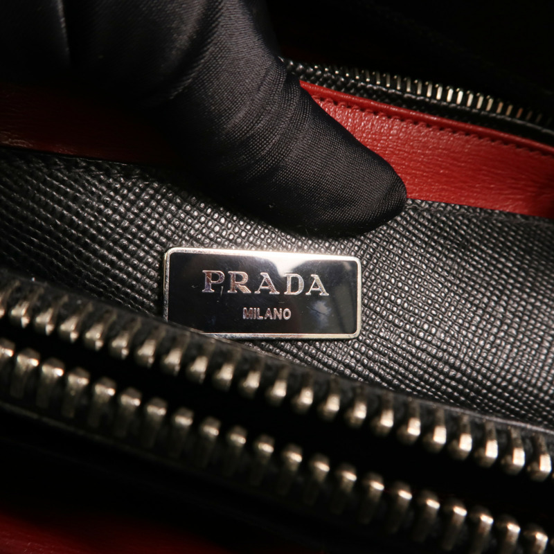 PRADA Saffiano皮革2 Way Shoulder銀扣手挽肩背兩用袋-5