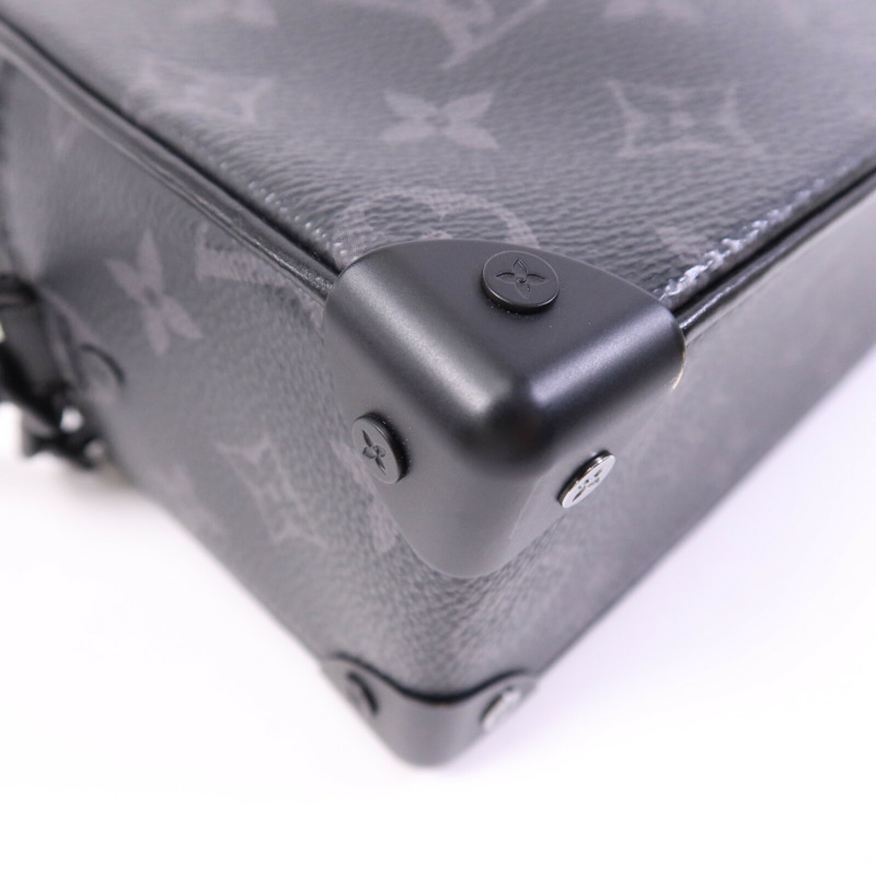 LOUIS VUITTON Monogram Eclipse Mini Soft Trunk肩背袋-12