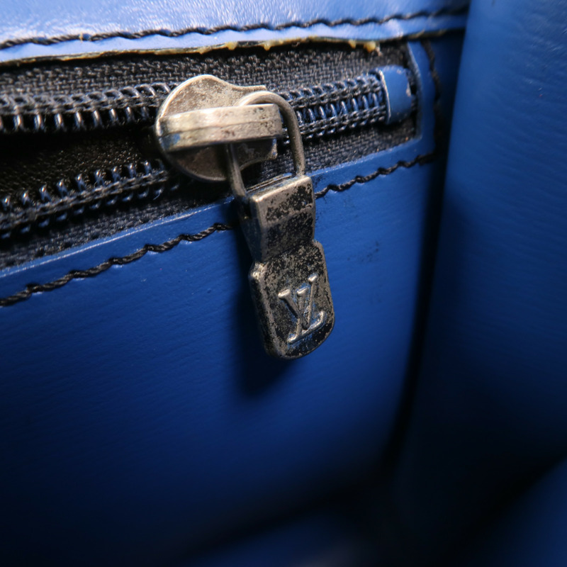 LOUIS VUITTON Epi Pochette Arche金扣肩背袋-14