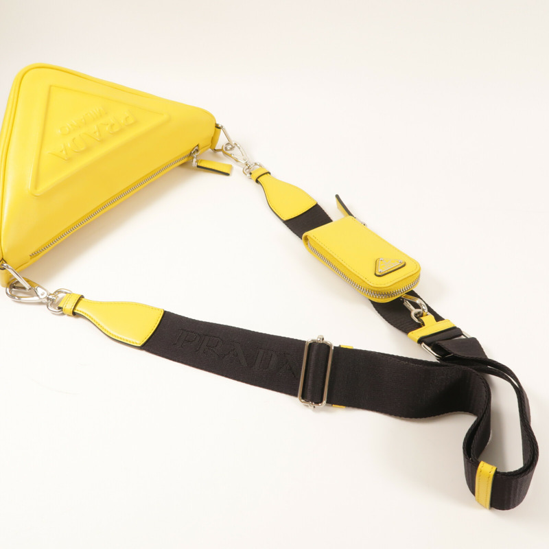 PRADA 牛皮皮革Triangle Bag銀扣肩背袋-7