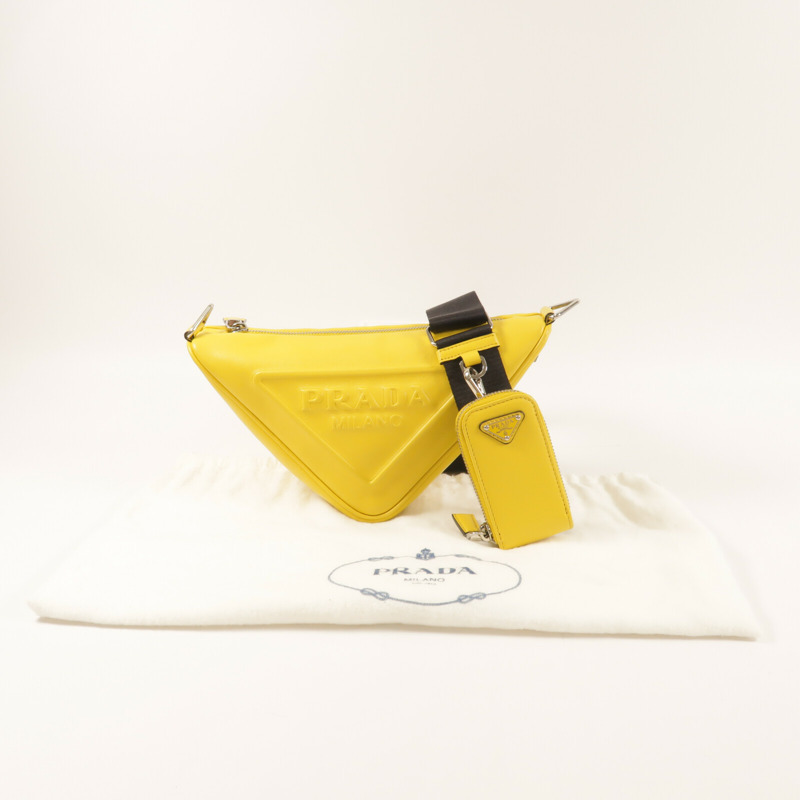 PRADA 牛皮皮革Triangle Bag銀扣肩背袋-8