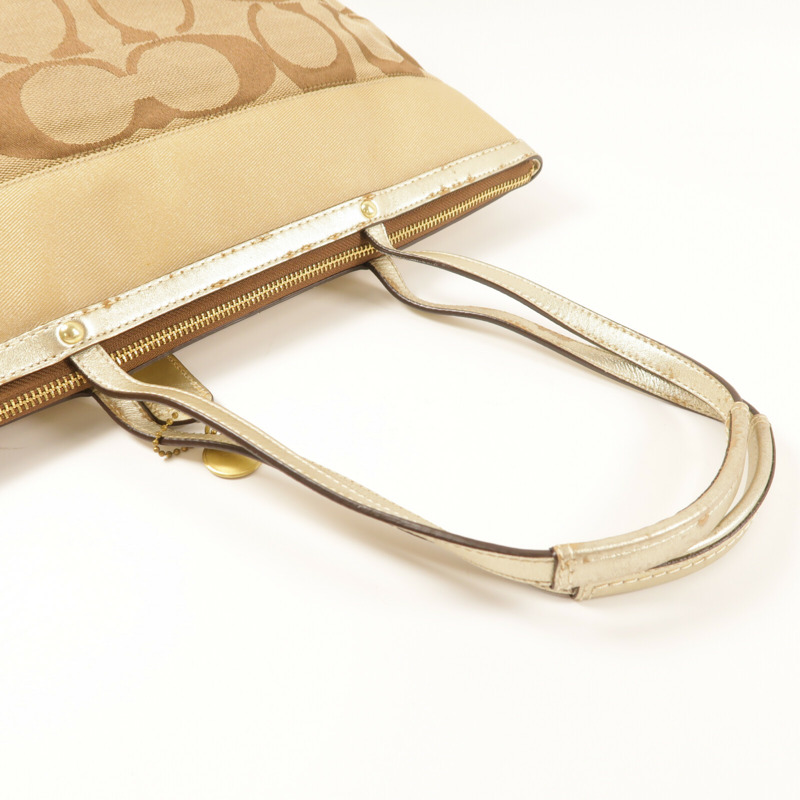 COACH 帆布Hand Bag金扣手挽袋-13